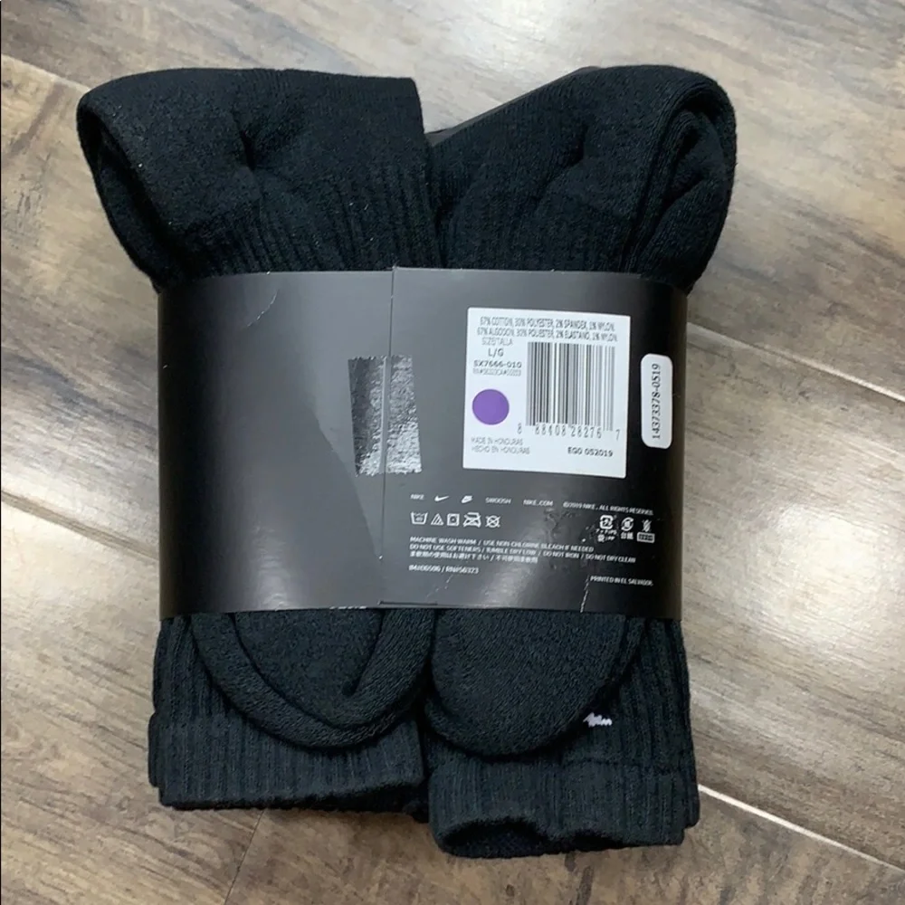 NIKE EVERYDAY COTTON CUSHIONED CREW SOCKS